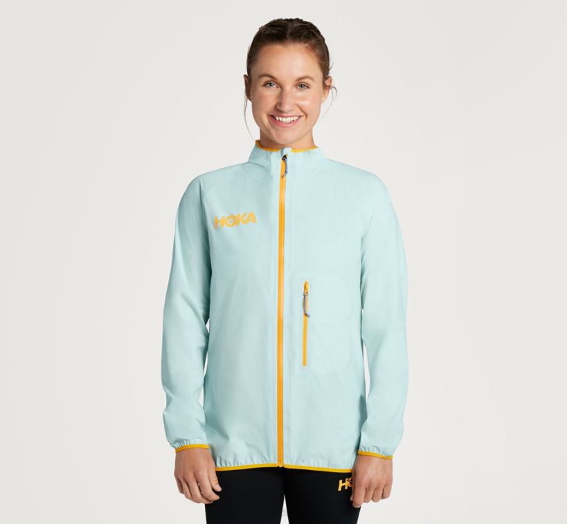 VLP8375 Hoka Women Ultralight Waterproof Jacket Black